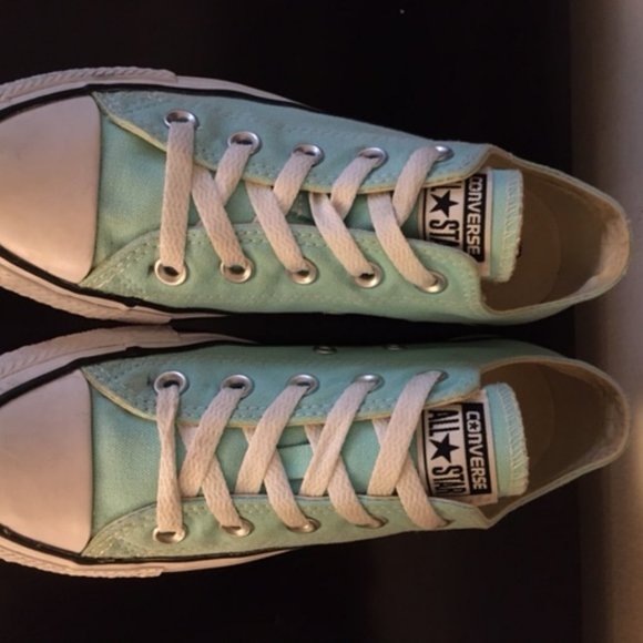 Converse - Picture 2 of 6